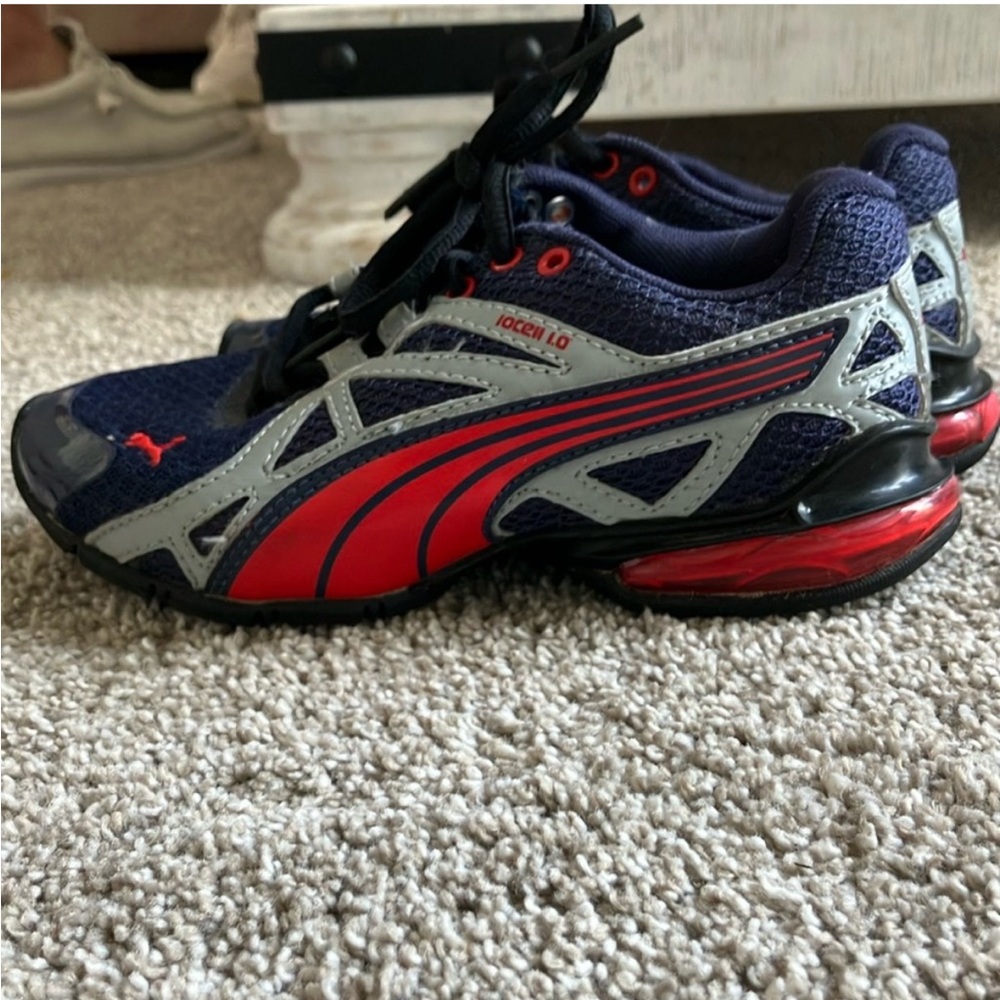 Boys puma shoes